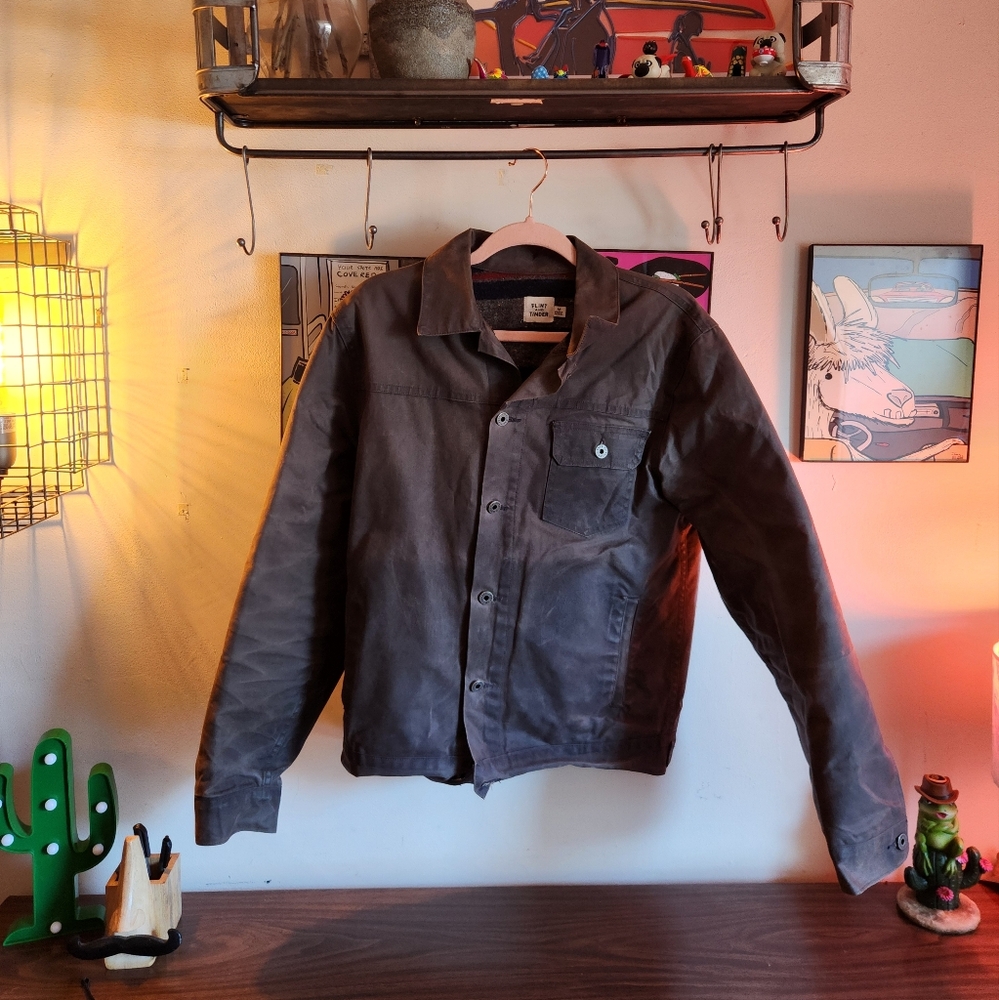 Flint and Tinder Wool-Lined Waxed Trucker Jacket in Chocolate Medium